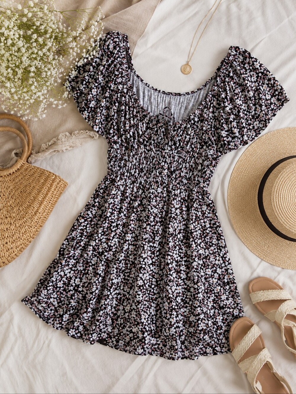 Urban Outfitters Black Floral Smocked Babydoll Mini Dress Cottagecore Boho Large